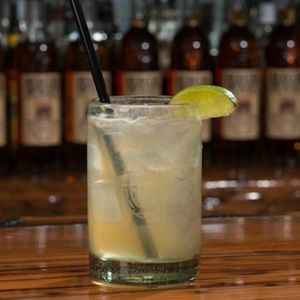 Meet your Posher, Candi